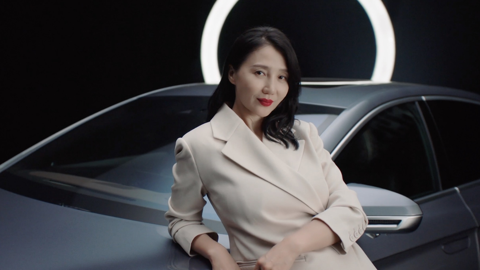 阿朵 | Z6尊龙凯时木兰荟首位女性挚友，新民族音乐人
